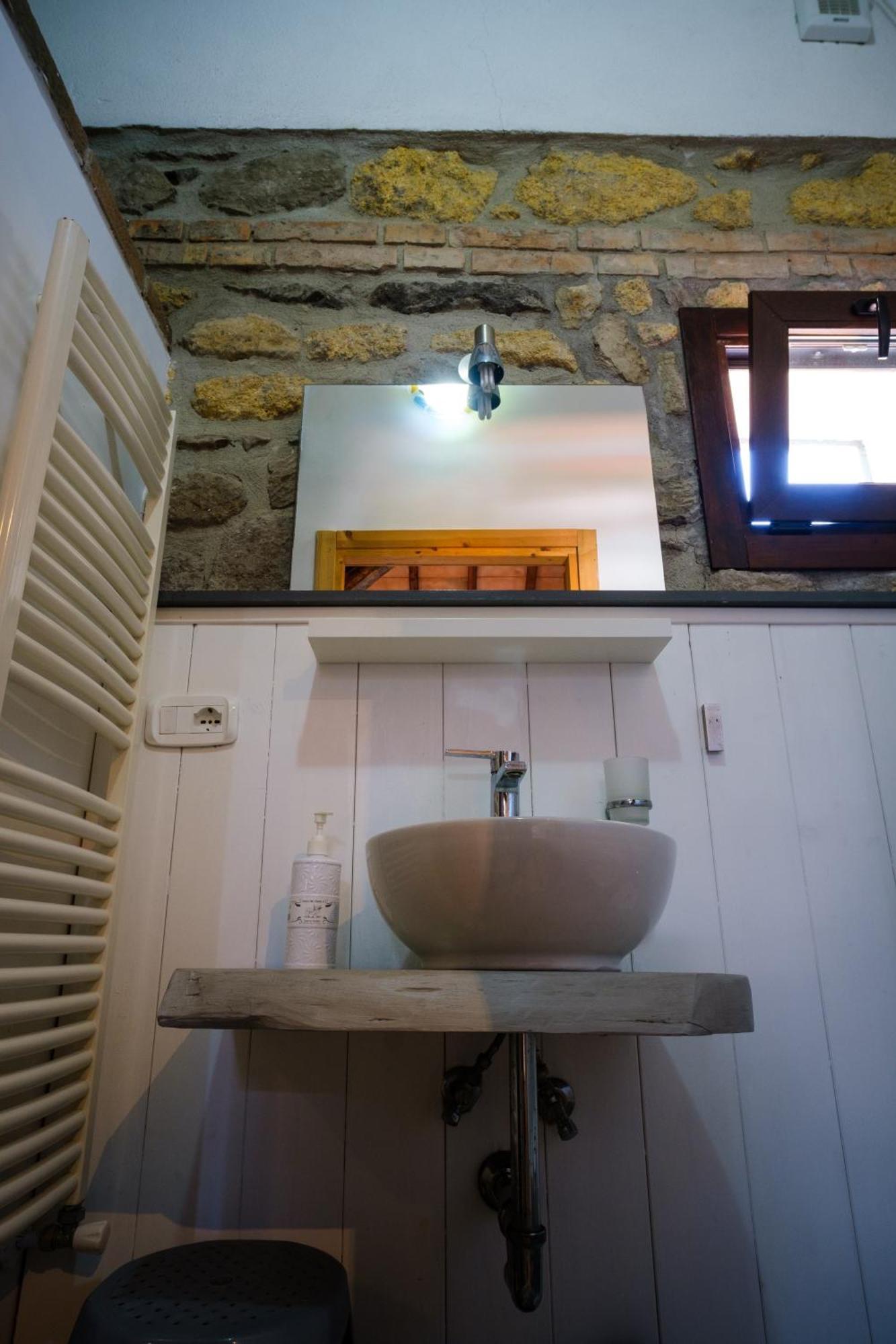 טרקיניה Locanda Villa Naumanni מראה חיצוני תמונה