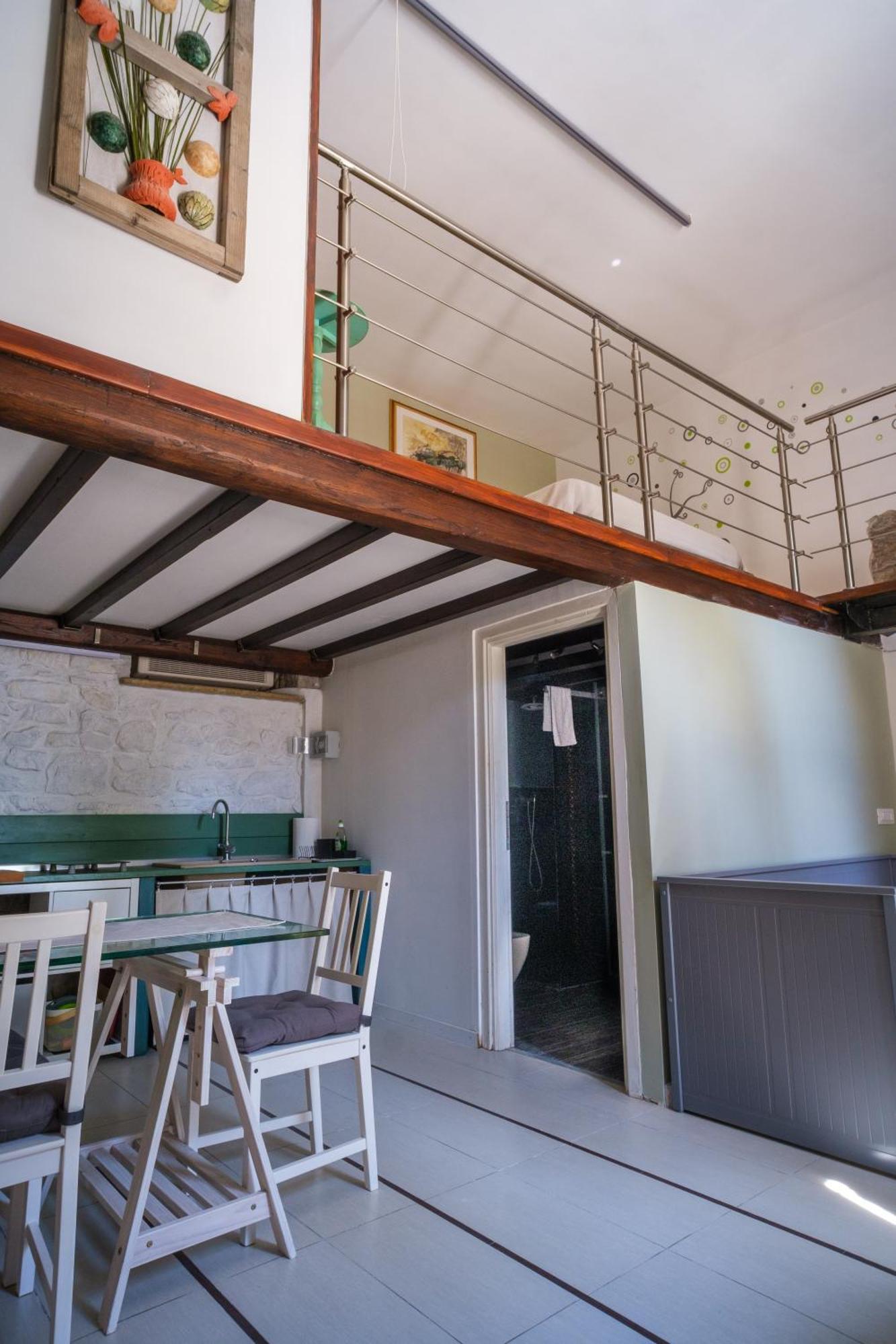 טרקיניה Locanda Villa Naumanni מראה חיצוני תמונה